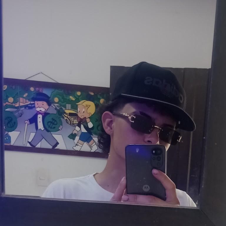 Busco una nena para algo serio. Y real.