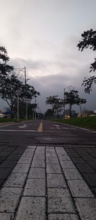 Quien es suba busco pareja o mujer no importa la edad