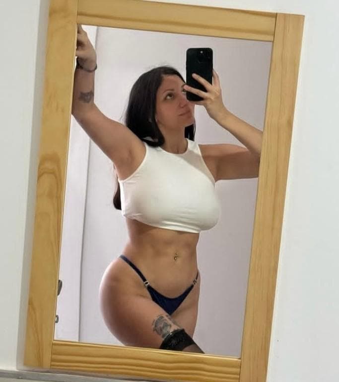 CHICA ATRACTIVA Y DISPUESTA A COMPLACERTE