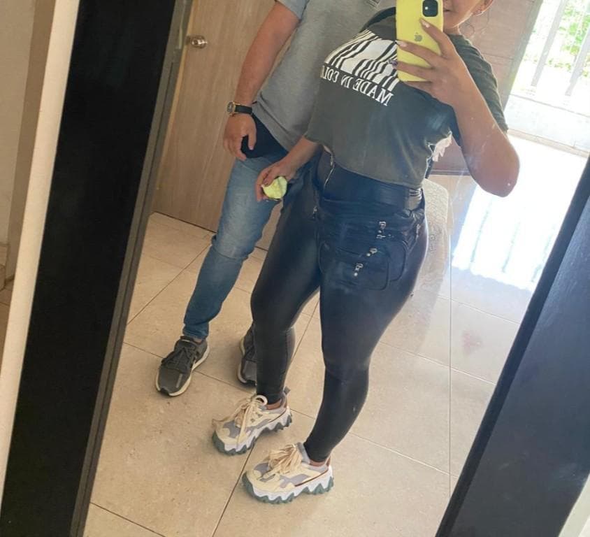 Pareja nueva con ganas de experimentar