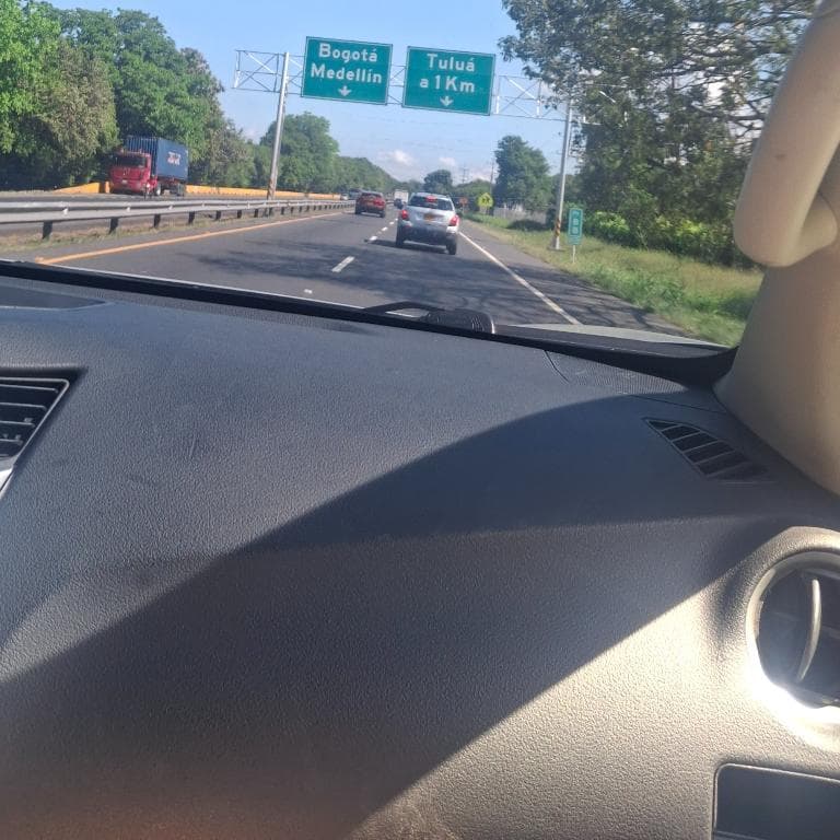 Alguien para una llamada hot