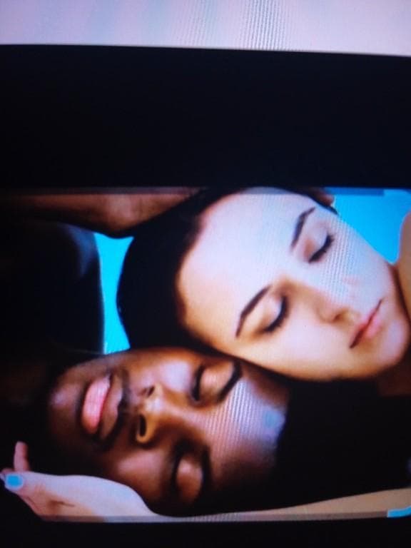 Pareja de esposos busca chica para trío la q tenga fantacia con