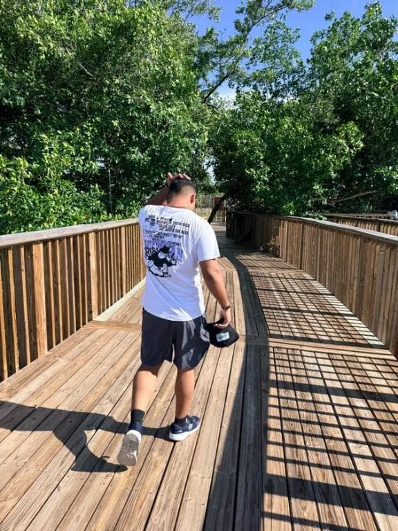 Busco mujer que busque un hombre a cambio de ayuda economica